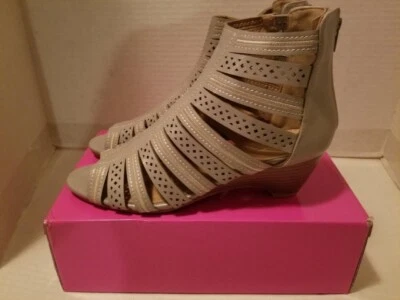 Sandalias cómodas Henry Ferrera Sally gris tacón de cuña - Talla 10M - NUEVAS Foto 1 de 4