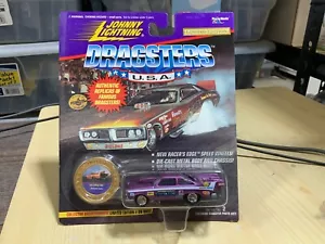 Johnny Lightning DRAGSTERS USA RICHARD EARLE '58 CHRISTINE PURPLE - Picture 1 of 1