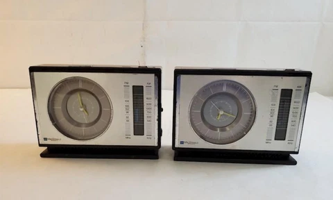 Vintage MacDonald AM/FM Radio Analog Quartz Clock Model # 06-30-33 - Lot Of 2 Cover