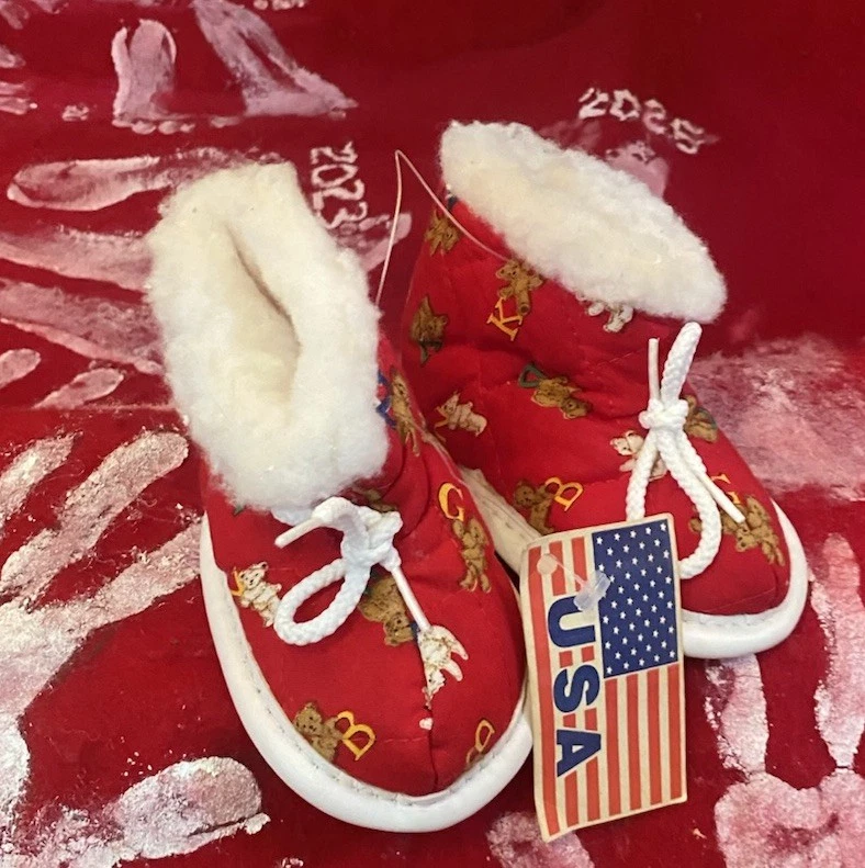 NUEVO CON ETIQUETAS EE. UU. De colección Genial Infantil Cuna Jumpers Zapatillas Niños Niñas Talla 2 Osos Foto 1 de 4