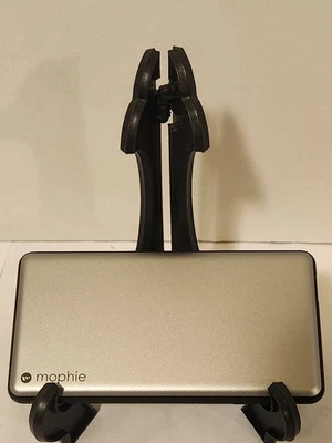 Mophie Powerstation Plus 6080 mah - Image 1 of 4