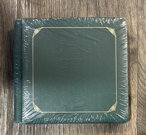 Creative Memories 7 x 7 Forest Green Scrapbook Album w/ Pages New Sealed - Picture 1 of 4