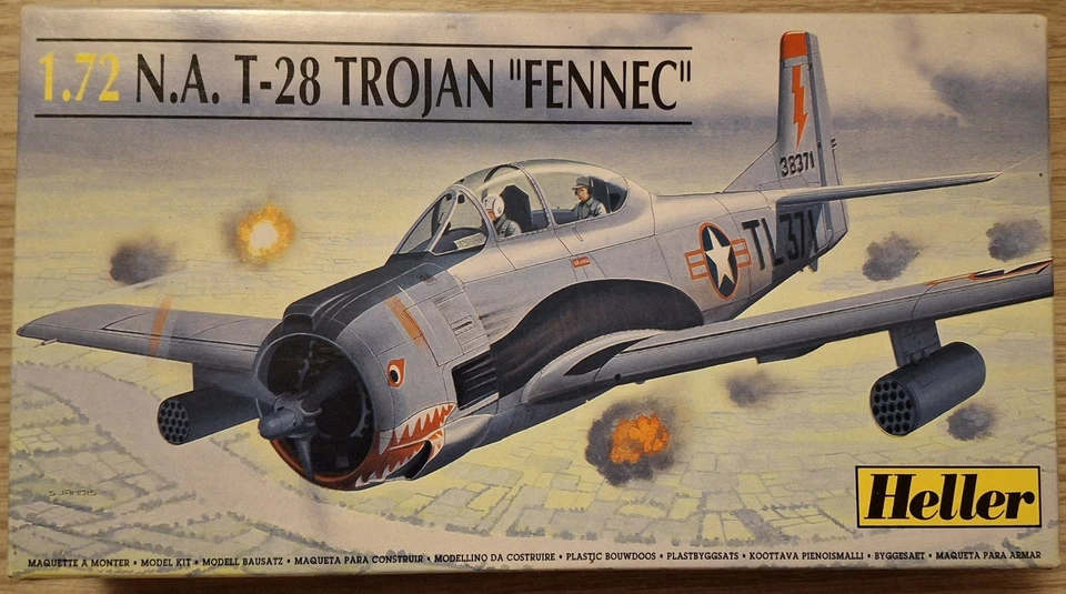 N.A. T-28 TROJAN "FENNEC" 1:72 HELLER Kit di montaggio doppio - Immagine 1 di 4