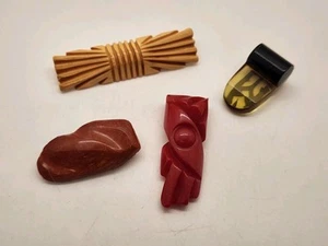 Vintage Beautiful Lot of 4 Bakelite & Lucite Brooch and Dress Clips Carved - Picture 1 of 23