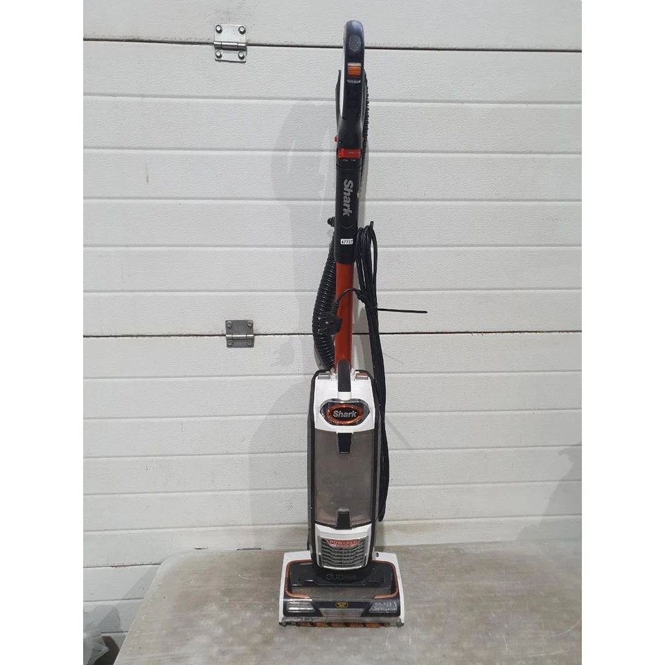 Shark NZ801UK 40 Anti Hair Wrap Upright Vacuum Cleaner White Corded 750W Bagless - Image 1 of 4