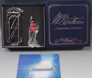 W. BRITAIN SENTRY BOX & SCOTS GUARD CEREMONIAL COLLECTION 00089 LEAD SOLDIER NIB - Picture 1 of 5