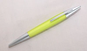 Selten ^ LEXON Hydro ^ Brandneu in Box doppelt scharf limettengrün - Bild 1 von 3