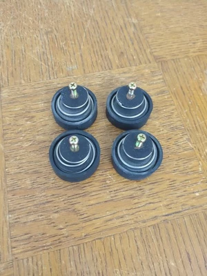 Marantz Model 6025 - Replacement Part - Set Of 4 Feet - Image 1 of 2