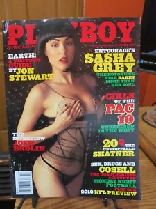 Playboy October 2010 Playmate Claire Sinclair, William Shatner, Sasha Grey- - Imagen 1 de 1