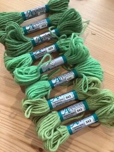 9 x Appletons Tapestry 100% Wool Skeins Tapestry Yarn 4 Ply mixed Green shades - Picture 1 of 1