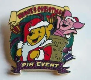 Spilla Disney 43389 DLRP evento di Natale di Winnie Pooh Piglet Paris esclusiva LE - Foto 1 di 1
