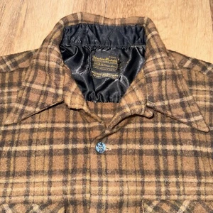 Sears Flannel Shirt Mens Small Loop Collar Cruiser Brown Plaid Vintage 60s 70s - Picture 1 of 15