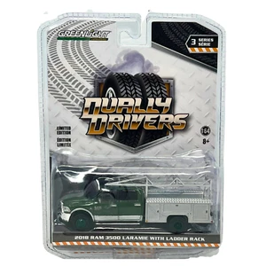 Greenlight Dually Drivers 2018 Dodge Ram 3500 Laramie Green Machine 1:64 Diecast - Bild 1 von 3