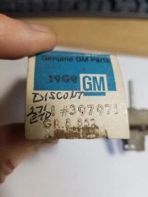 GM 397971 Heater Switch Oldsmobile F85 Cutlass Vista Cruiser exc w/o A/C 1968-69 - Image 1 of 4