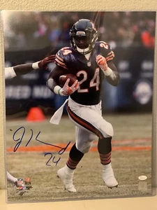 Jordan Howard Signed Chicago Bears 16x20 Photo JSA - Picture 1 of 6