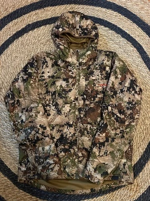 Sitka Subalpine Kelvin AeroLite  Hunting Jacket-L - Image 1 of 2