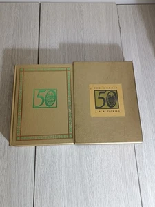 HOBBIT 50TH ANNIVERSARY SLIPCASE HARDCOVER BOOK JRR TOLKIEN GOLD EDITION** - Imagen 1 de 5