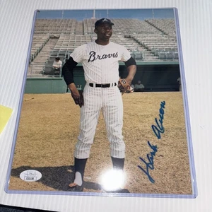 Hank Aaron Signed 8x10 Photo JSA Cert Bold Signature Atlanta Braves HOF - Picture 1 of 4