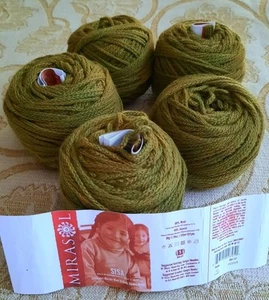 5 Balls Mirasol Sisa, 60%Wool/40%Alpaca, 137yds ea. Colorway:Leaf - Picture 1 of 4