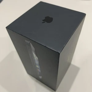 iPhone 5 Black 16GB *EMPTY BOX* - Photo 1 sur 4