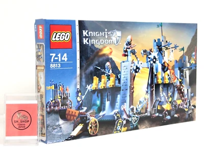 LEGO 8813 Night Kingdom Battle of the Border Released in 2006 New in stock #1397 - Image 1 of 4