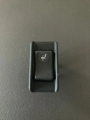 60567949 Alfa Romeo 164 L/S Modelo EE. UU. 1991-93 - Interruptor de asiento eléctrico - Arriba/Abajo Foto 1 de 4