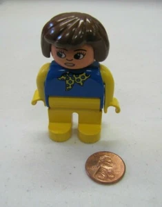 Lego Duplo Brunette Woman Lady Mom 2.5" Figure Blue Blouse W/ Scarf Vintage - Picture 1 of 3