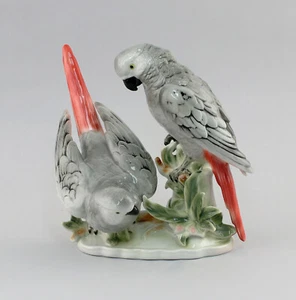 9942877 Porcelain Figurine Bird Grau-Papagei-Gruppe wagner&apel 21x16x21cm - Picture 1 of 4