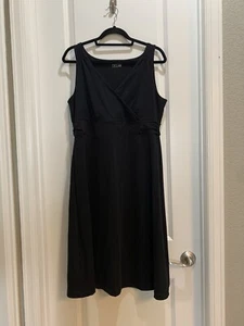 Abito Eddie Bauer elasticizzato casual scollo a V senza maniche nero da ascella ad ascella 20” L - Foto 1 di 6