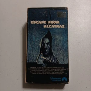 Escape From Alcatraz VHS 1980 Paramount Home Video Release - Picture 1 of 10
