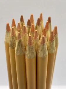 (20) Crayola Colored Pencils  (peach) BULK - Picture 1 of 3