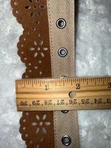 3 yards tan caramel twill eyelet silver grommet brown diecut sewing trim 2" wide - Picture 1 of 2