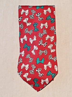 Corbata de cuello HUGO BOSS SEDA ROJA PARA HOMBRE W: 3,75" por L: 57" estampado de pajarita Foto 1 de 4