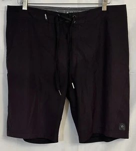 Rip Curl Mirage Men's Size 34 Black Stretch 9" Ultimate Board Shorts Trunks - Picture 1 of 3