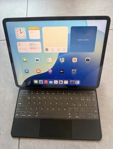 Apple iPad Pro 5. Gen 128GB, Wi-Fi, 12,9 Zoll - Space Grau - Bild 1 von 5