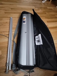 Orient 1 ONT-850 Aluminio Retráctil Banner Soporte 34.6"W x 84.75"H Ajustable - Imagen 1 de 3