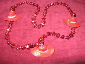 Collana donna Red Hat Society grande 40" collana di perline con 3 cappelli rossi - Foto 1 di 3