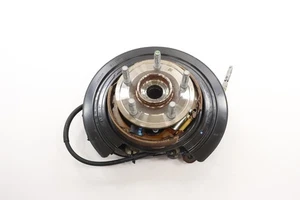 2016-2022 JEEP GRAND CHEROKEE WK REAR RIGHT SPINDLE KNUCKLE & HUB OEM 04877112AC - Foto 1 di 13