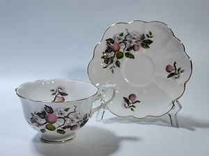 Shelley Bone China Wild Apple Atholl Shape, Scalloped Cup & Saucer No Damage  - Picture 1 of 5