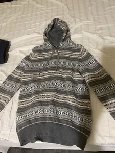 NWT Izod Men's Long Sleeve Hoodie Medium - Picture 1 of 7