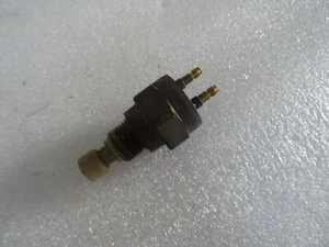 E3. Kawasaki ZZR 600 D kühlerschalter schalter sensor lüfterschalter fühler cool - Picture 1 of 2