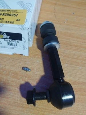 Barra estabilizadora trasera enlace DW-K750257 Toyota Lexus 2006-2018 Rav4 NX200t Foto 1 de 4