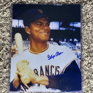 FELIPE ALOU AUTOGRAPHED GIANTS 8X10 PHOTO - Picture 1 of 2