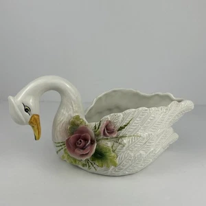 Vintage Capodimonte Schwan Übertopf Italy Porzellan Rosen weiß Keramik Blumenvase - Bild 1 von 11