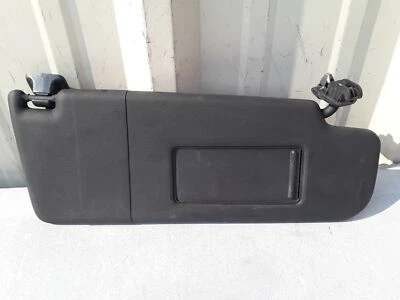 Parasol Volkswagen Jetta SE 2011-2018 lado del pasajero delantero derecho con espejo retrovisor OEM Foto 1 de 4