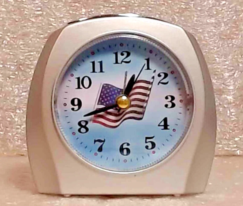 American  flag alarm clock Quartz with alarm  tested Runs - Image 1 of 4