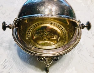 Antique Silver Plate Globe Ram Footed butter Cheese Caviar Etched Dish Pot - Photo 1 sur 12