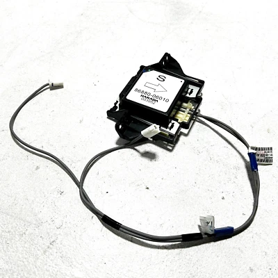 2018-2019 TOYOTA CAMRY GPS MÓDULO DE ANTENA DE SATÉLITE DE NAVEGAÇÃO E CHICOTE DE FIOS FABRICANTE DE EQUIPAMENTO ORIGINAL - Imagem 1 de 4