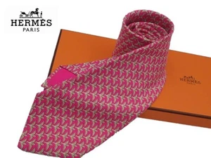 HERMES Necktie Pink Bird Pattern Made in France 100% silk Accessories: box - Picture 1 of 10