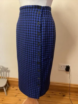 1990s Windsmoor Ladies Size 10 Wool Pencil Skirt Electric Blue Black Dog Tooth - Image 1 of 4